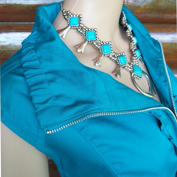 CJ Banks Zippered Vest - Picture 3 of 6